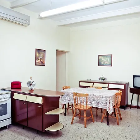 Townhouse At Frederick Ponsonby Street Gzira